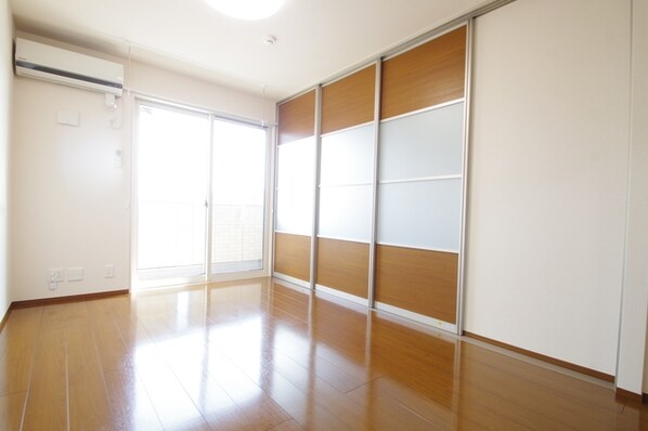 ヴィーブル草薙の物件内観写真